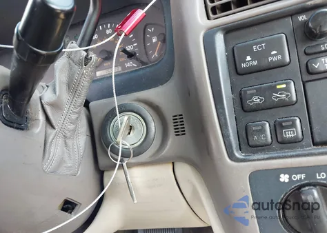 1999 Toyota Avalon Xl from USA, damaged, VIN 4T1BF18B8XU299481